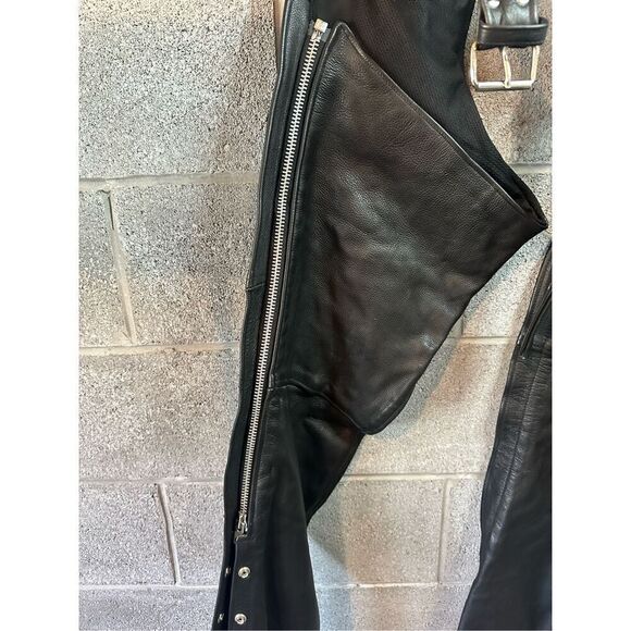 Adjustable Genuine Leather Riding Motorcycle Chaps Black Size 10 NWT - Picture 4 of 7